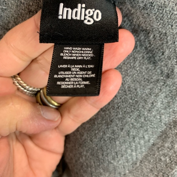 Ladies indigo poncho - Picture 2 of 4